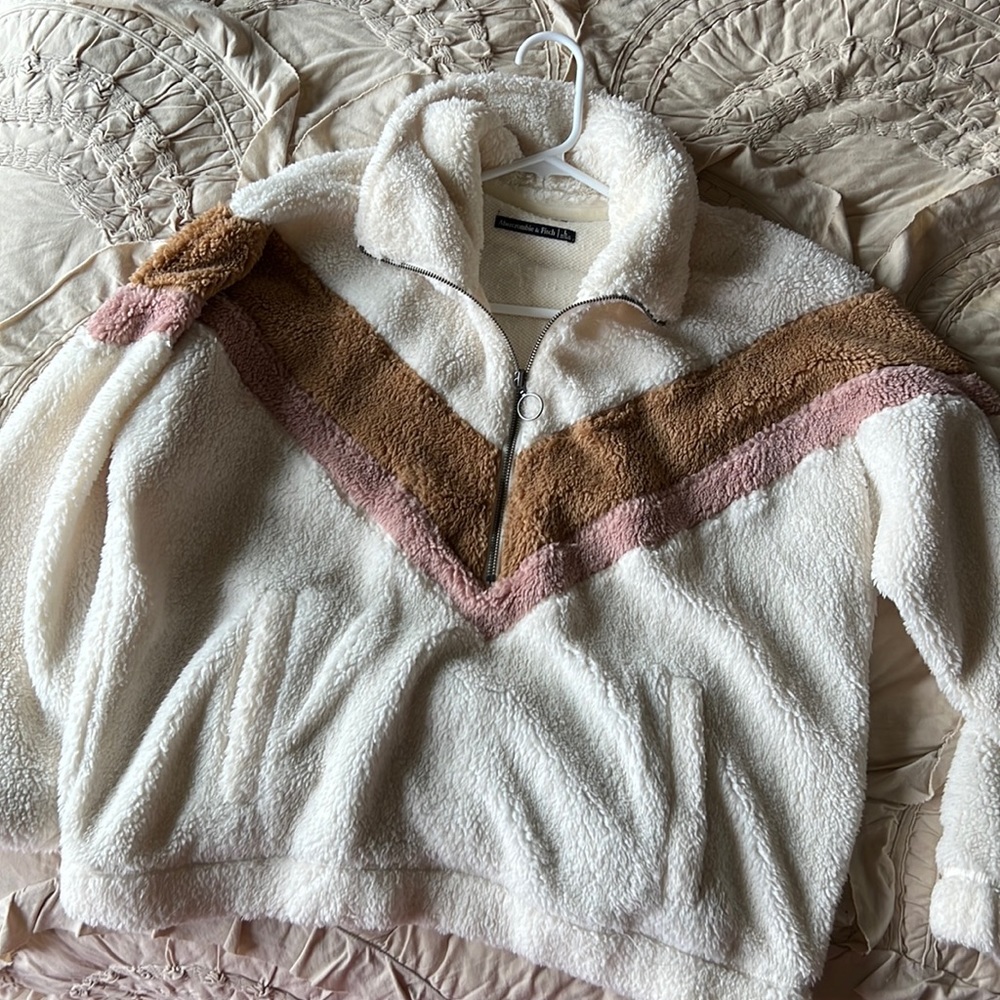 Abercrombie & Fitch Sherpa Quarter Zip